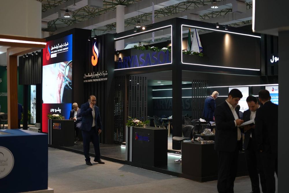 شروع به کار غرفه خودکفایی آریاساسول در افتتاحیه نمایشگاه پتروکم کیش