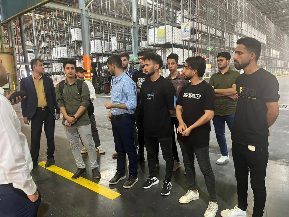 دانشجویان ایمنی و بازرسی فنی از شرکت پلیمر آریاساسول بازدید کردند