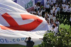 گزارش تصویری / بزرگ‌ترین پرچم منطقه ویژه اقتصادی انرژی پارس در آریاساسول به اهتزاز درآمد