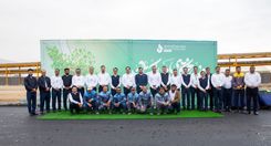 مدیران آریاساسول با غرس نهال روز درختکاری را گرامی داشتند